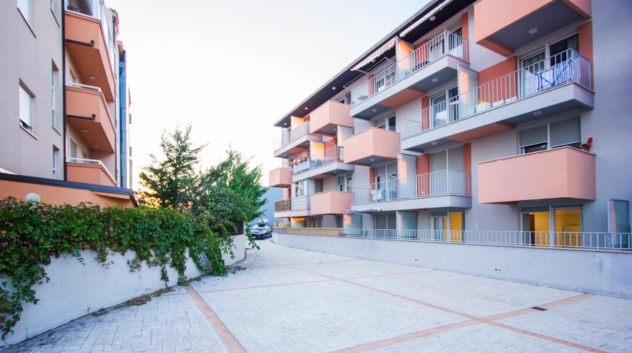 Apartment Luka Split Exterior foto